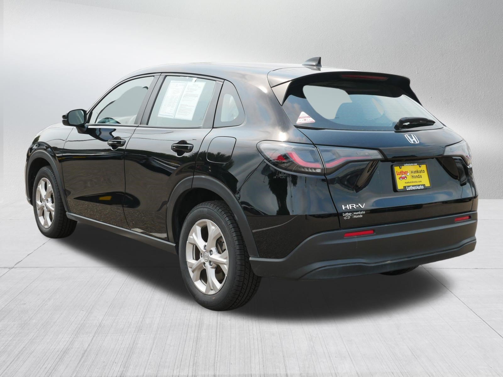 Certified 2025 Honda HR-V LX image 5