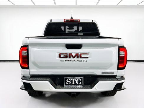 Used 2024 GMC Canyon Elevation w/ Convenience Package image 5