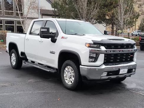 Used 2020 Chevrolet Silverado 3500 LT w/ Texas Edition image 3