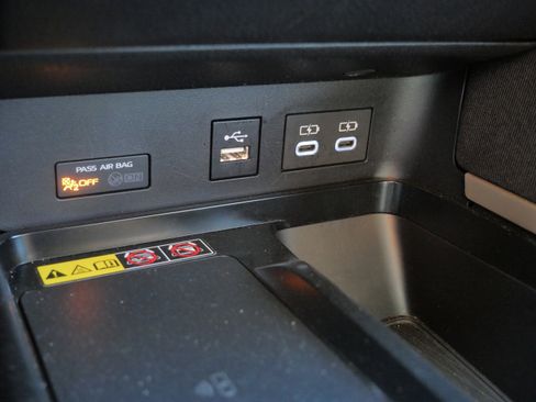 Certified 2025 Toyota Camry LE image 33