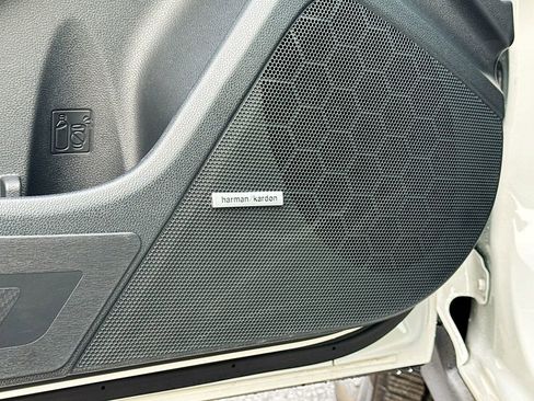 Certified 2025 Subaru Crosstrek 2.5i Limited w/ Crosstrek Mirror Package image 26