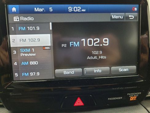 Used 2020 Hyundai Veloster 2.0 Premium image 25