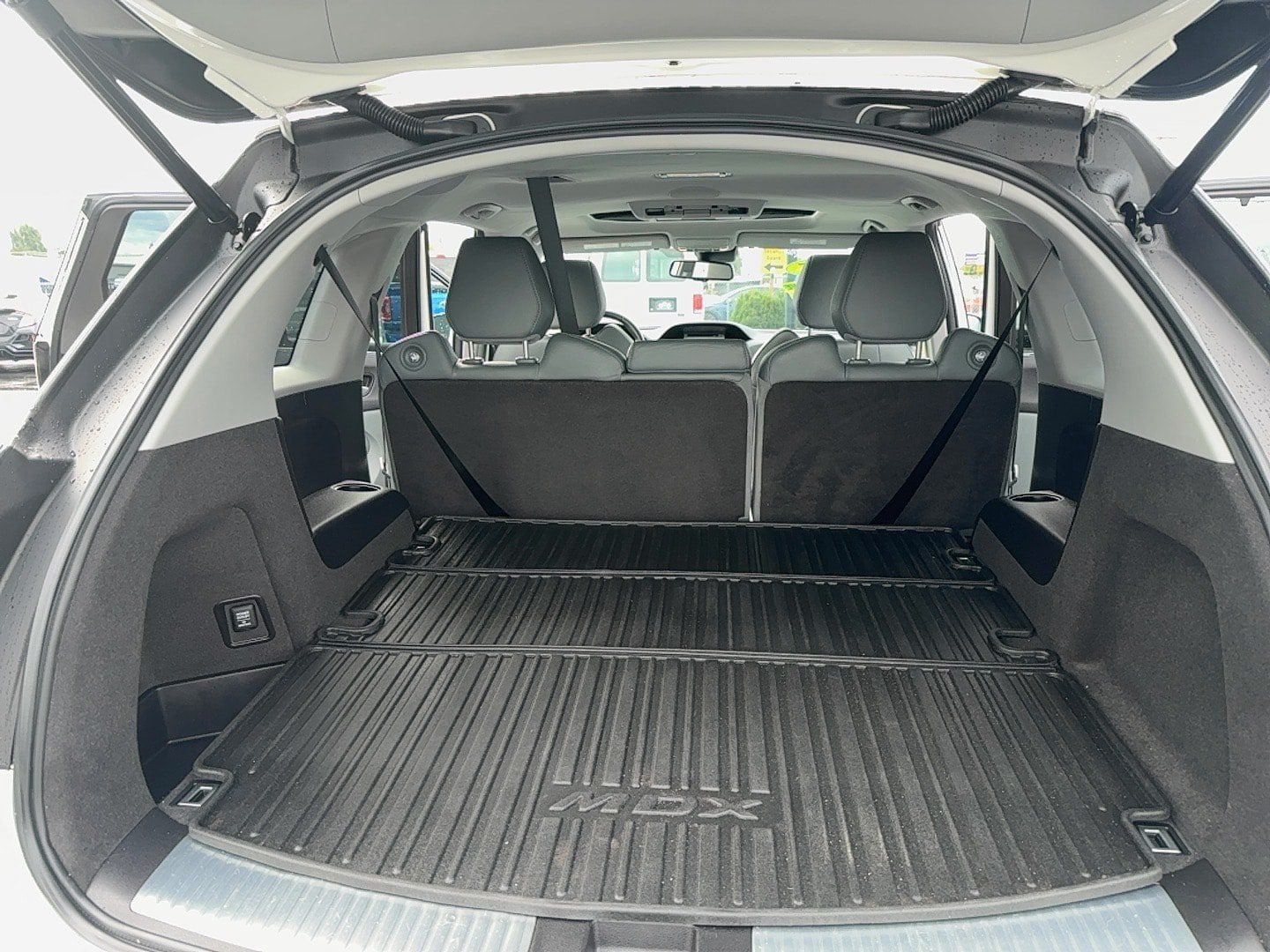 Used 2015 Acura MDX w/ Tech & Entertainment Pkg AWD/4WD image 9