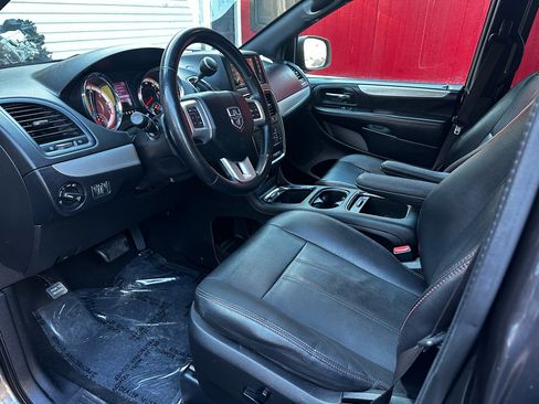Used 2018 Dodge Grand Caravan GT image 15