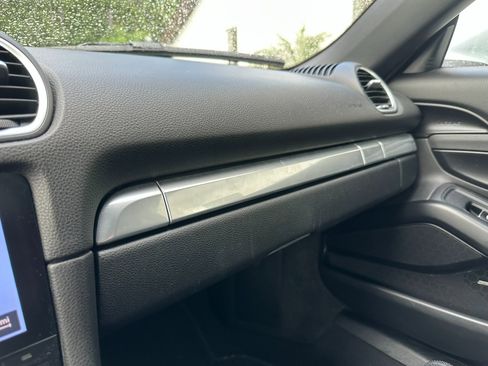 Used 2017 Porsche 718 Boxster S image 35