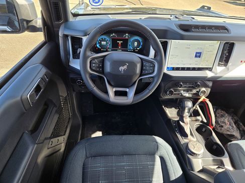 New 2026 Ford Bronco Heritage Edition image 7