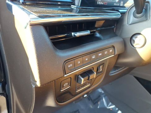 Certified 2023 Cadillac Escalade ESV Sport w/ Touring Package image 29