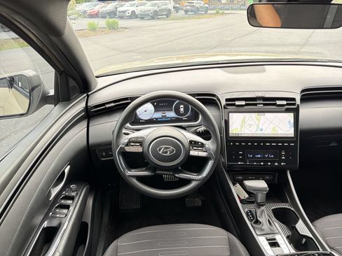 Certified 2024 Hyundai Santa Cruz SEL w/ Activity Package AWD/4WD image 17