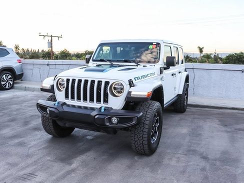 Used 2021 Jeep Wrangler Unlimited Rubicon 4xe w/ Cold Weather Group AWD/4WD image 4