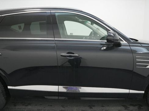 Used 2025 Genesis GV80 2.5T Standard image 20