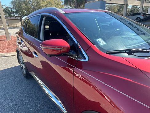Used 2019 Nissan Murano Platinum w/ Cargo Package image 16
