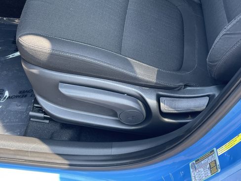 Used 2022 Hyundai Kona SEL w/ Cargo Package AWD/4WD image 17