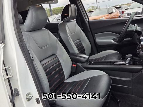 Used 2022 Nissan Kicks SR w/ Premium Package image 18