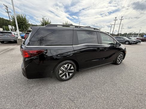 New 2026 Honda Odyssey EX-L image 10