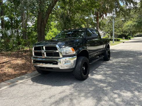 Used 2018 RAM 2500 Tradesman w/ Chrome Appearance Group AWD/4WD image 8