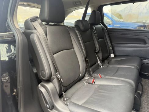 Used 2025 Honda Odyssey EX-L image 19