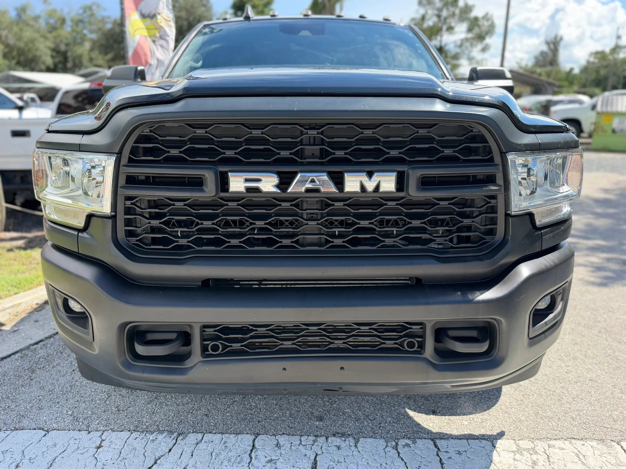 Used 2022 RAM 3500 Tradesman w/ Safety Group AWD/4WD image 2