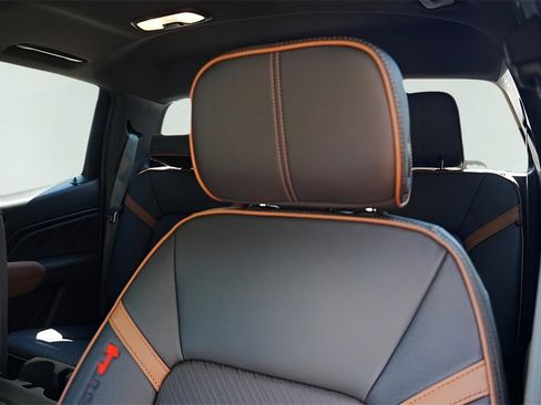 New 2026 GMC Canyon AT4 w/ Technology Plus Package image 11