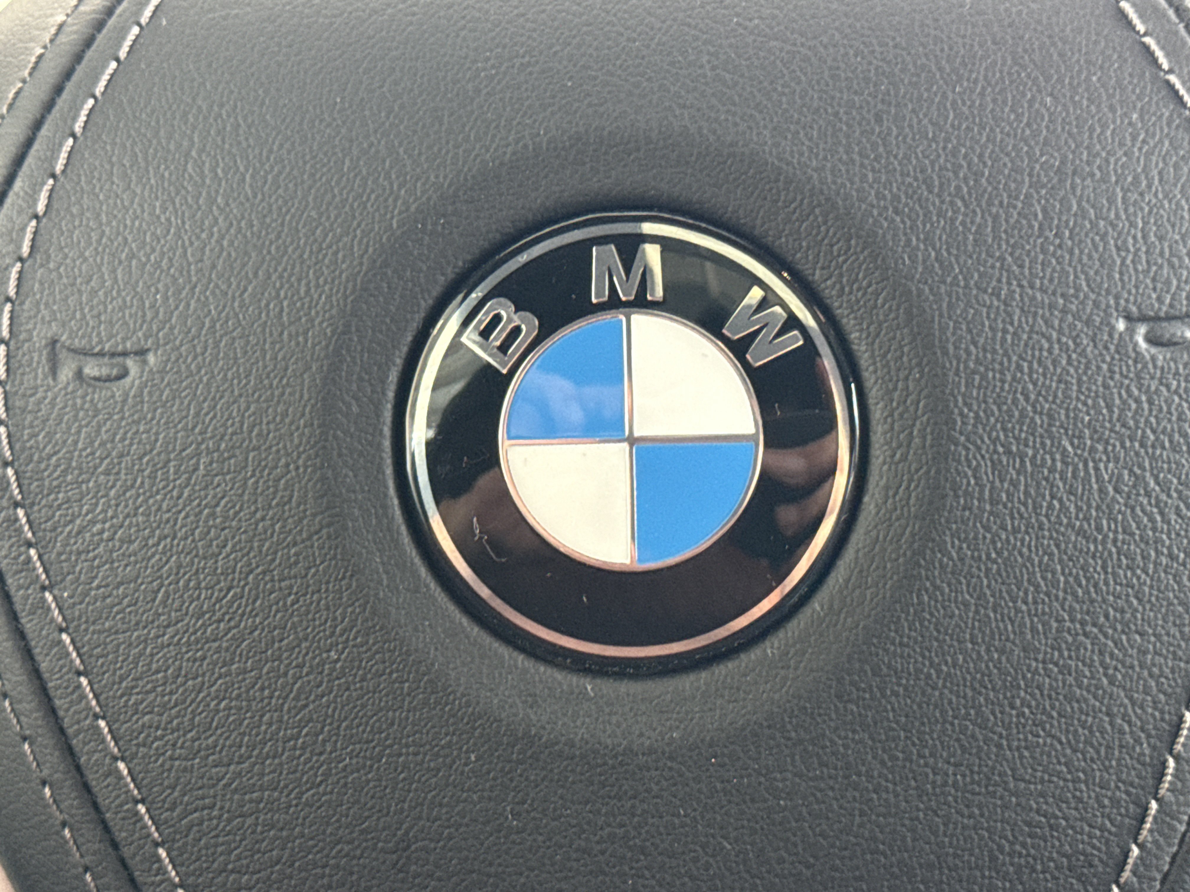 Used 2023 BMW X7 xDrive40i w/ Executive Package AWD/4WD image 39