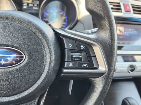 Used 2019 Subaru Outback 2.5i AWD/4WD image 31