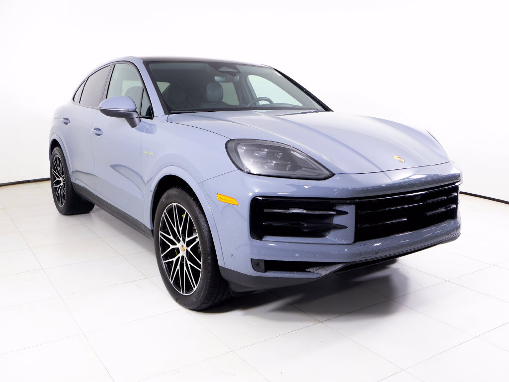 Certified 2026 Porsche Cayenne E-Hybrid Coupe AWD/4WD image 35