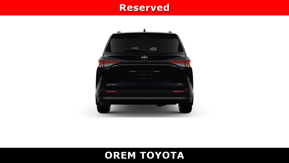 New 2026 Toyota Sienna XLE AWD/4WD image 8