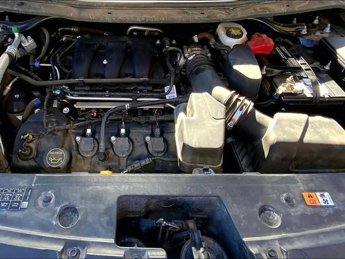 Used 2018 Ford Explorer Limited w/ Equipment Group 301A image 29