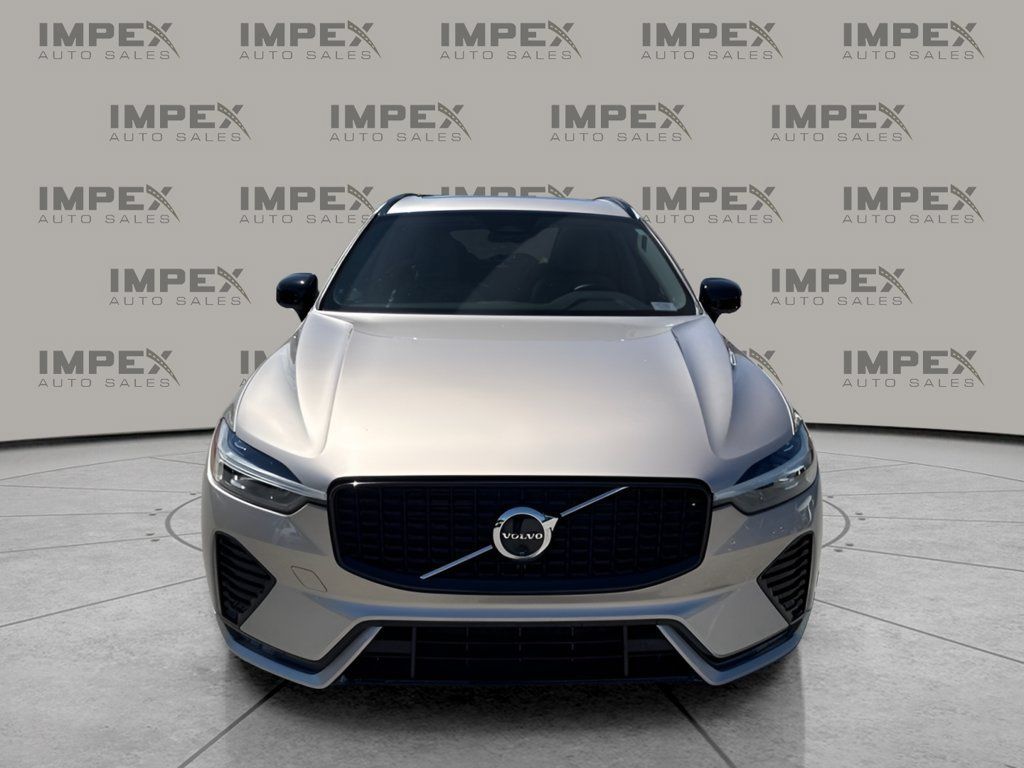 Used 2024 Volvo XC60 B5 Plus w/ Protection Package Premier AWD/4WD image 8