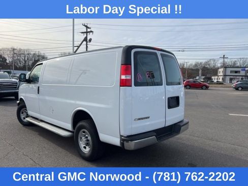 Used 2025 Chevrolet Express 2500 w/ Driver Convenience Package RWD image 5