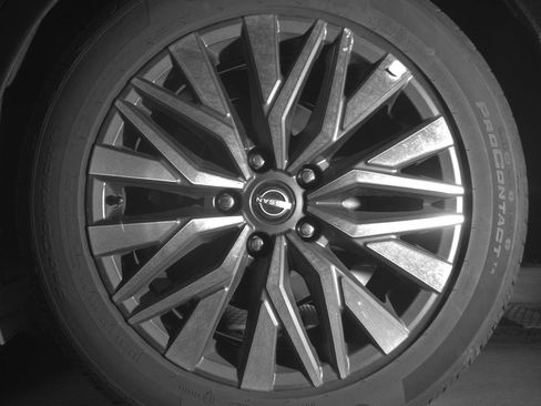 Used 2025 Nissan Altima 2.5 SV image 14