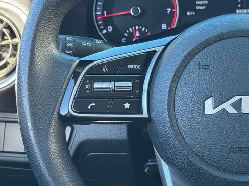 Used 2023 Kia Forte LXS image 16