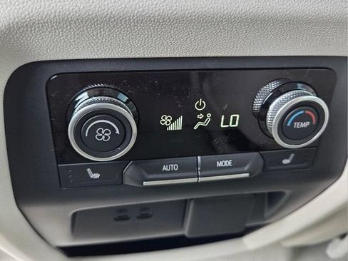 New 2026 Buick Enclave Avenir w/ Super Cruise Package AWD/4WD image 14