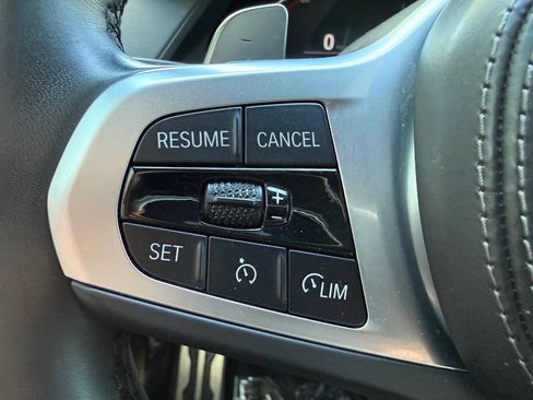 Used 2022 BMW X5 sDrive40i w/ M Sport Package RWD image 35