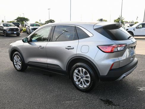 Certified 2022 Ford Escape SE image 7