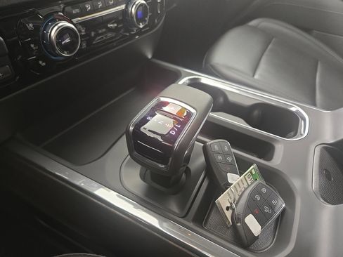 Certified 2024 GMC Sierra 1500 SLT w/ SLT Premium Plus Package image 23