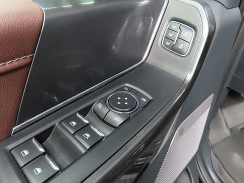 Used 2021 Ford F150 Lariat image 48