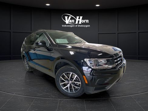 Used 2019 Volkswagen Tiguan SE w/ Panoramic Sunroof Package AWD/4WD image 1