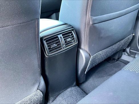 Used 2020 Nissan Rogue Sport S w/ Appearance Package FWD image 33
