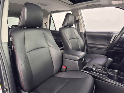 Used 2016 Toyota 4Runner Trail Premium image 37