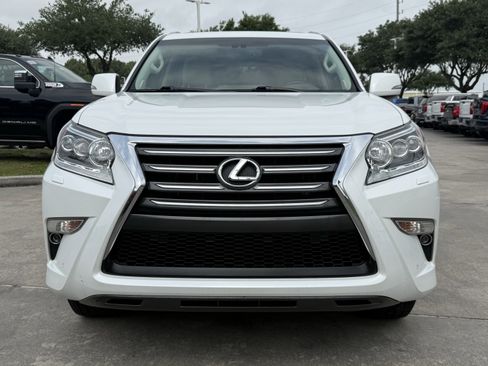Used 2019 Lexus GX 460 Premium w/ Premium Package AWD/4WD image 10