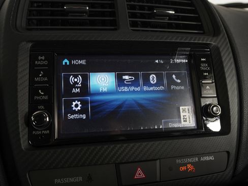 Used 2025 Mitsubishi Outlander Sport ES image 16