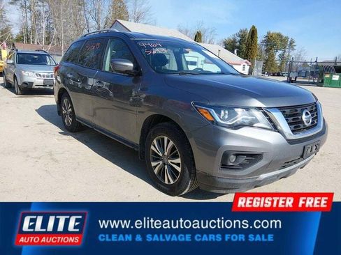 Used 2017 Nissan Pathfinder S image 1