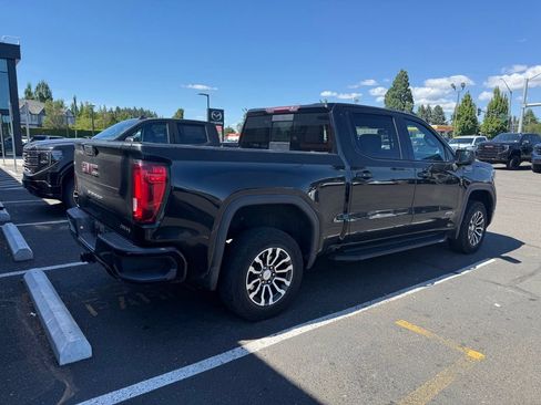 Used 2021 GMC Sierra 1500 AT4 w/ AT4 Preferred Package AWD/4WD image 3
