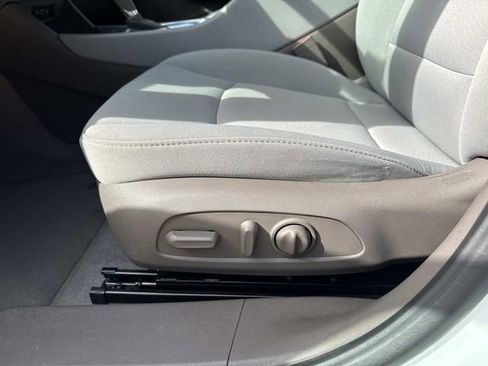 Used 2020 Chevrolet Malibu LS w/ Driver Confidence Package II image 11