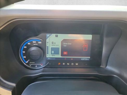 Used 2022 Ford Bronco Black Diamond image 19