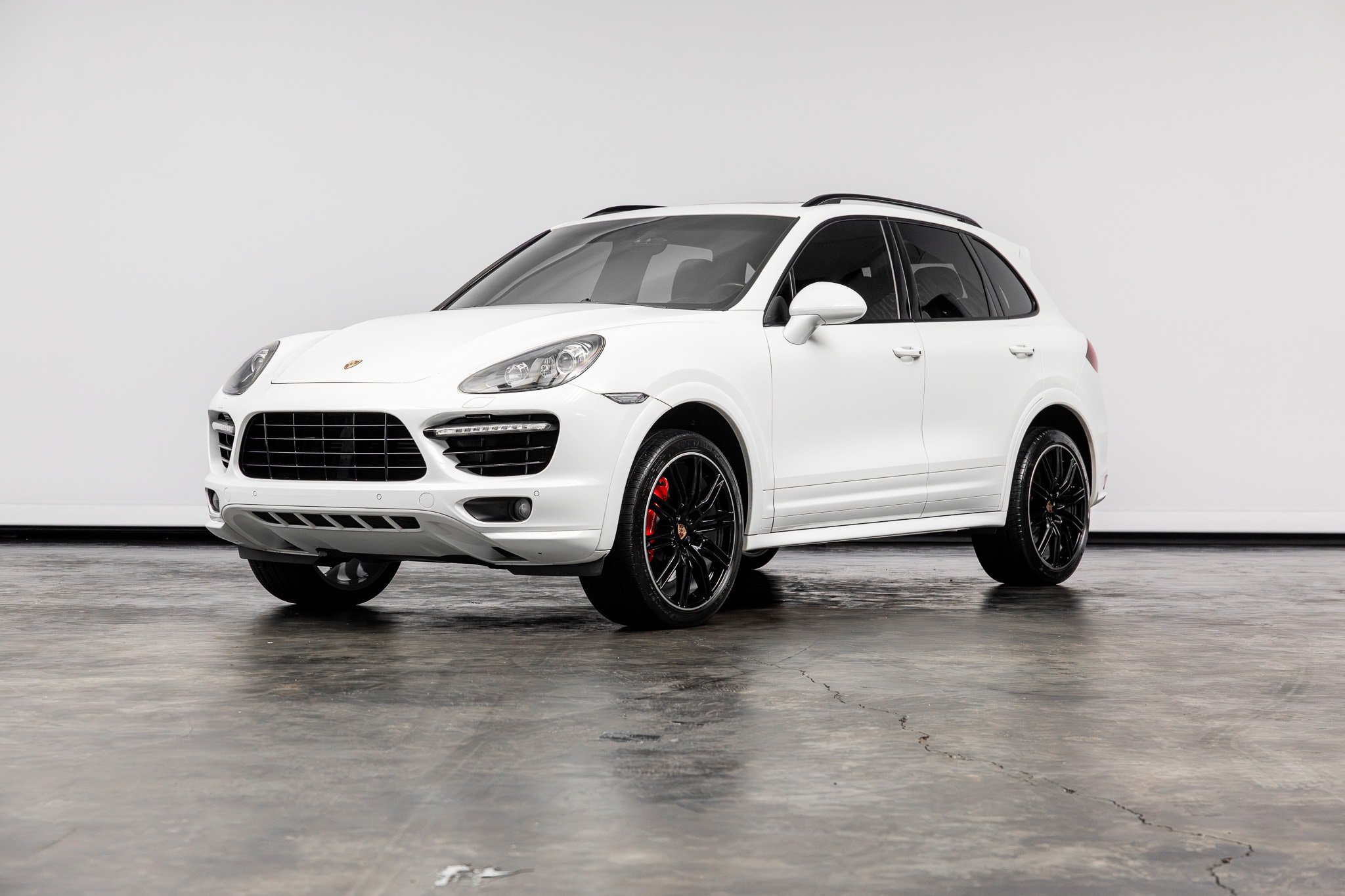 Used 2014 Porsche Cayenne Turbo S AWD/4WD image 7