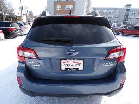 Used 2016 Subaru Outback 2.5i Premium image 4