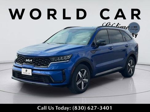 Used 2023 Kia Sorento S w/ Panoramic Sunroof Package FWD image 3