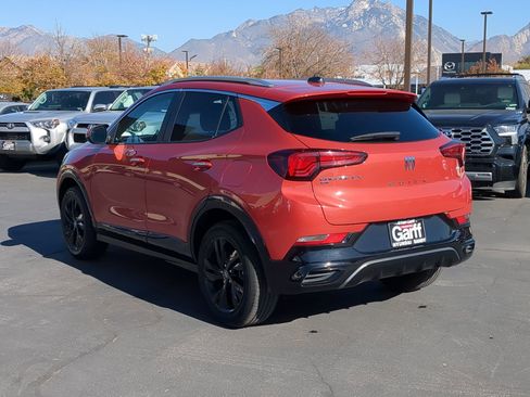 Used 2024 Buick Encore GX Sport Touring image 8