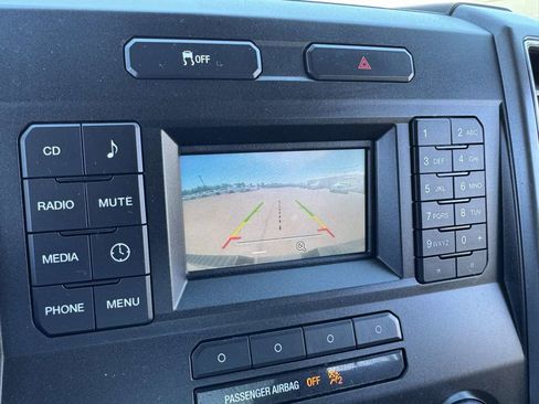 Used 2017 Ford F150 XLT w/ Trailer Tow Package image 28